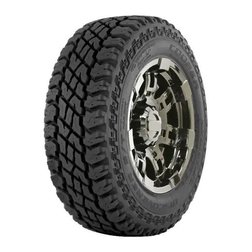 Cooper Discoverer S/T Maxx tire